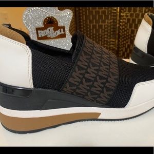 Wedge sneakers/tennis plataforma